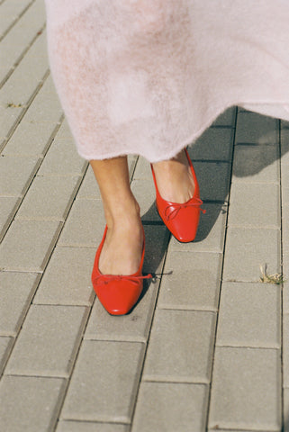 Mina Pumps - Red - About Arianne