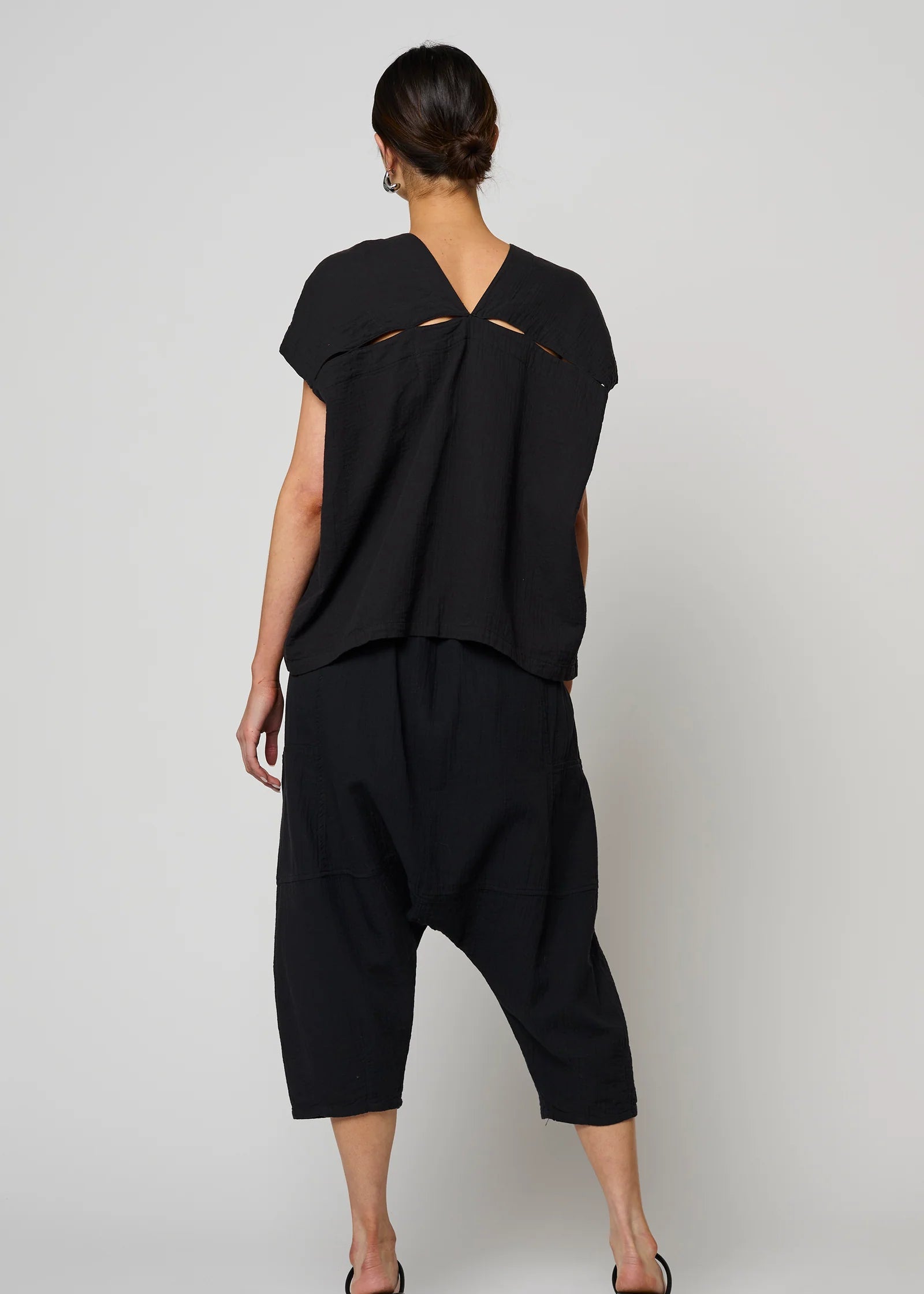 Celeste Top - Black - Atelier Delphine