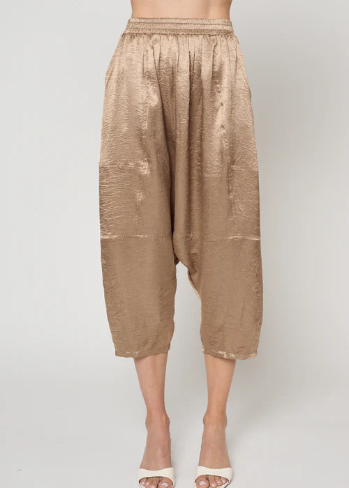 Kiko Pant In Crinkle Satin - Latte - Atelier Delphine | Lovecraft