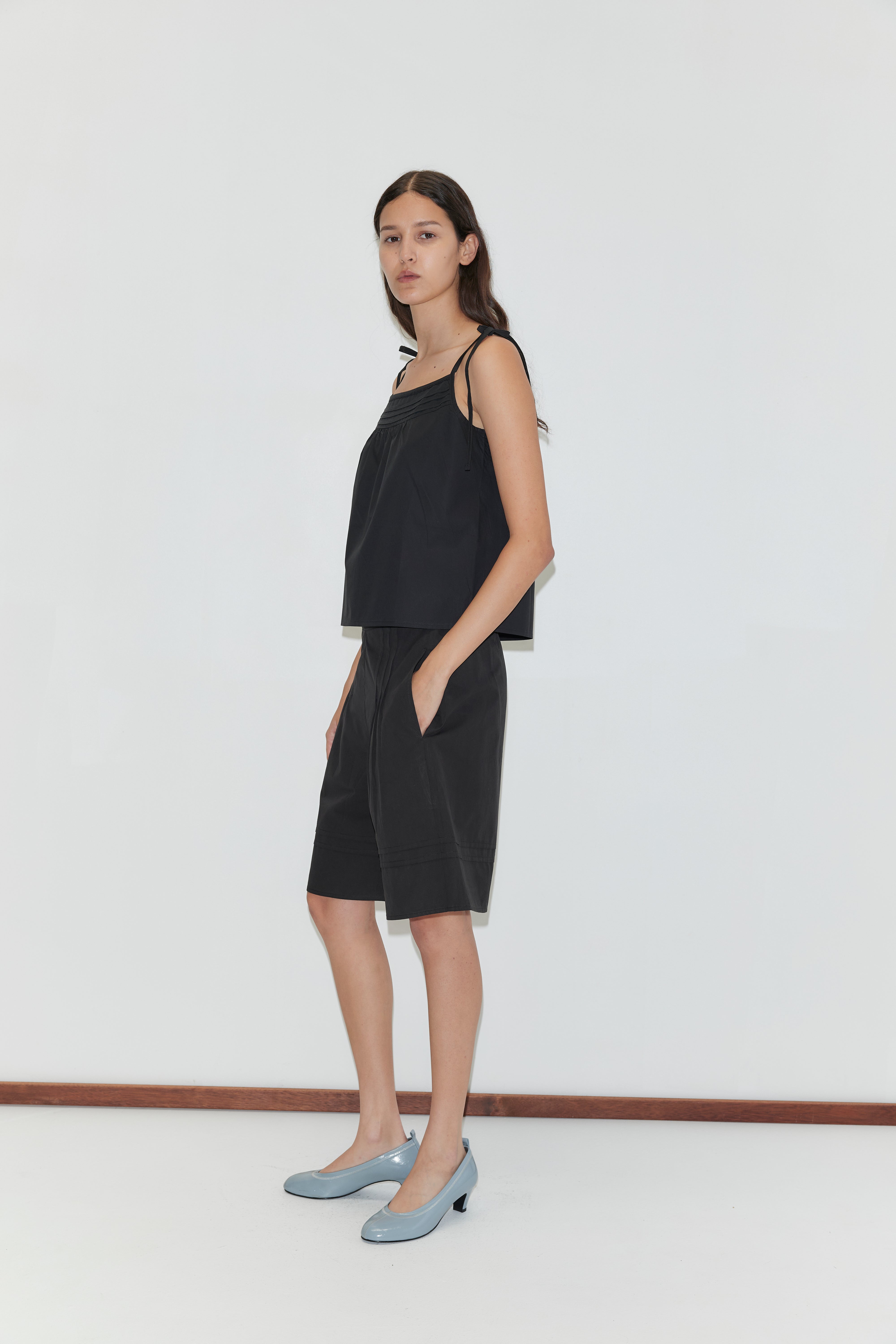 Pintuck Shorts in Black - Deiji Studios | Lovecraft – Lovecraft