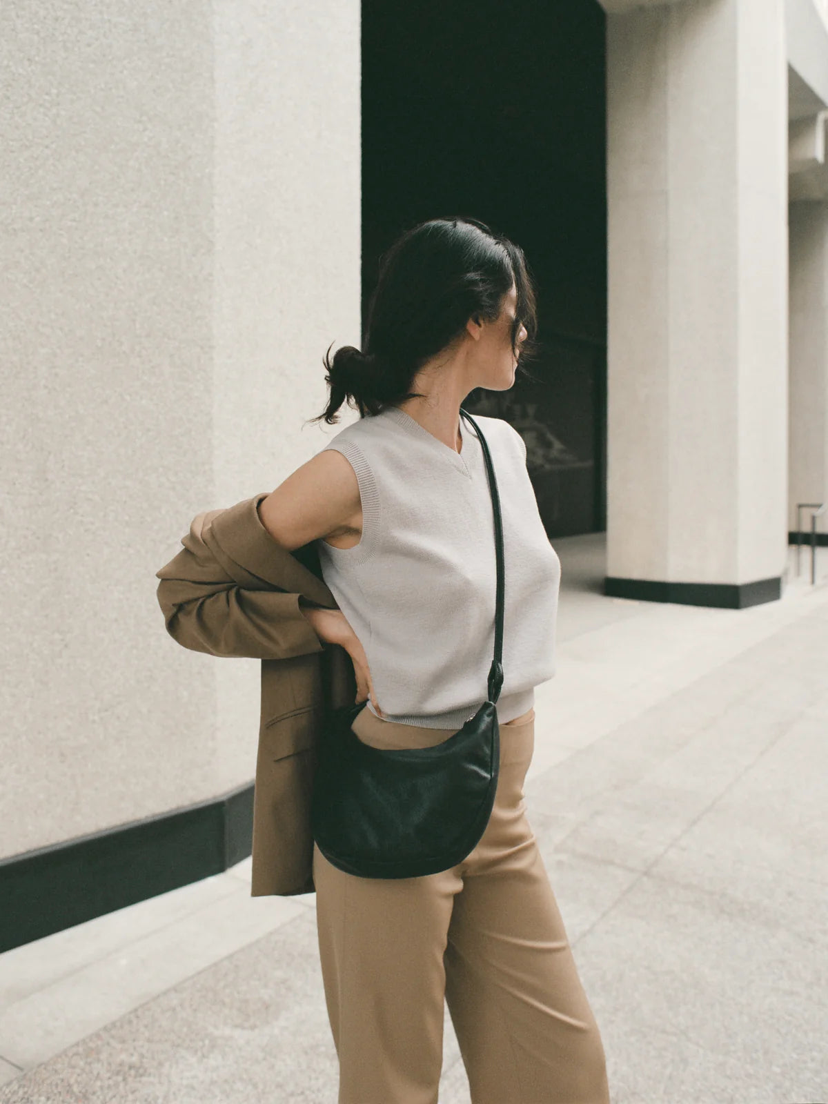 Bow Bag in Black - Are Studio