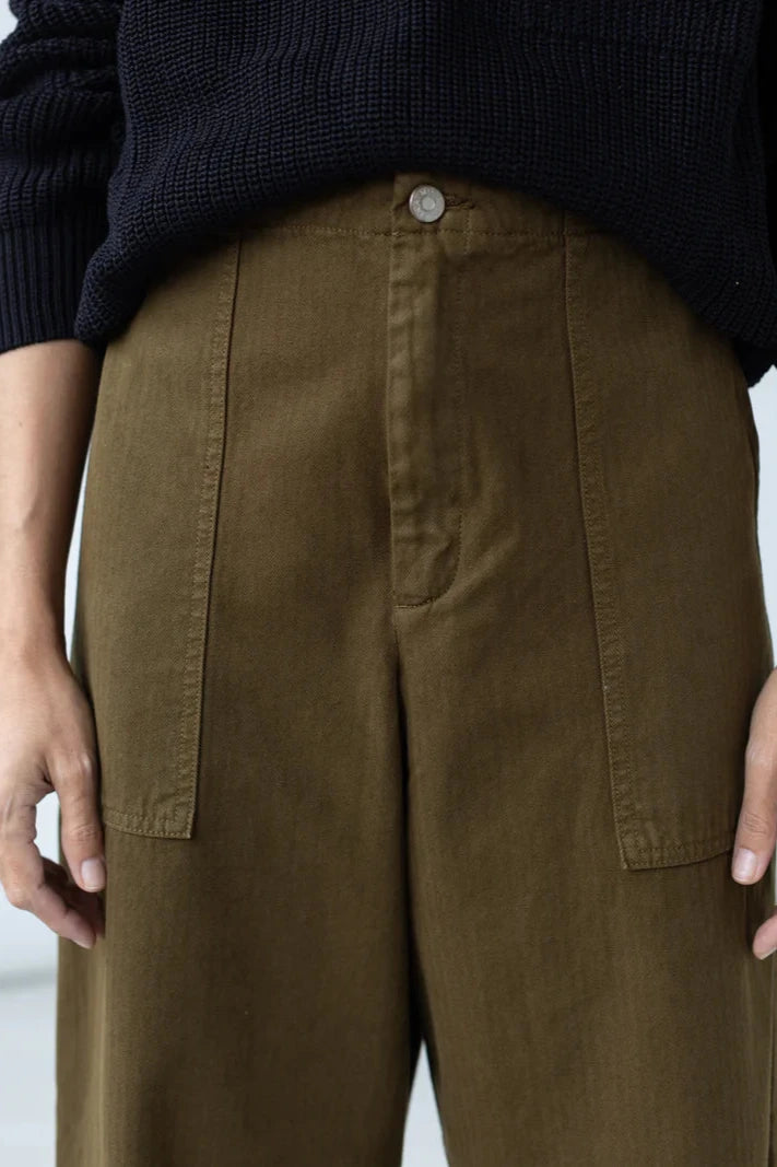 Painter Pant in Dark Olive - Shaina Mote