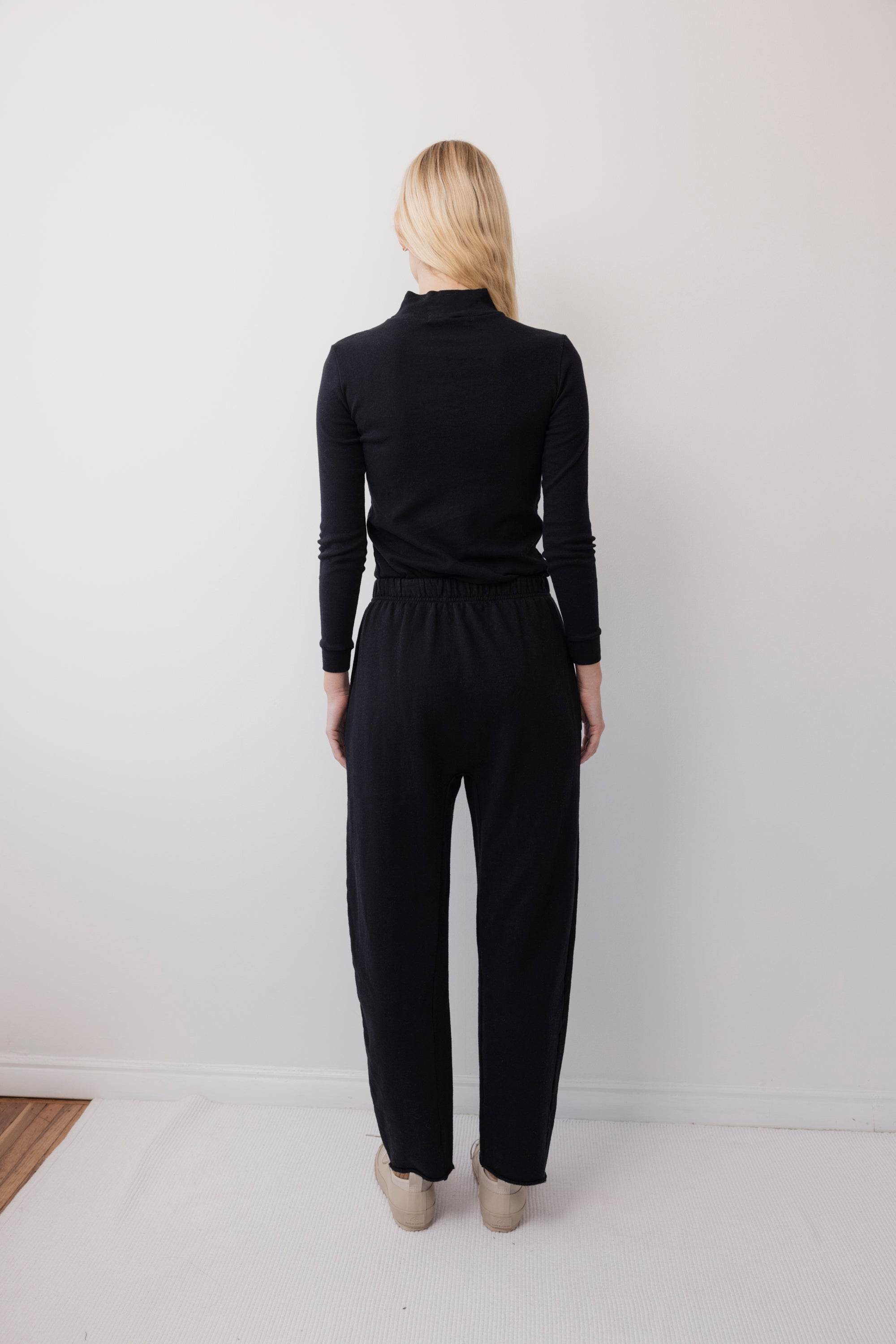Easy Sweatpant in Black - Wol Hide