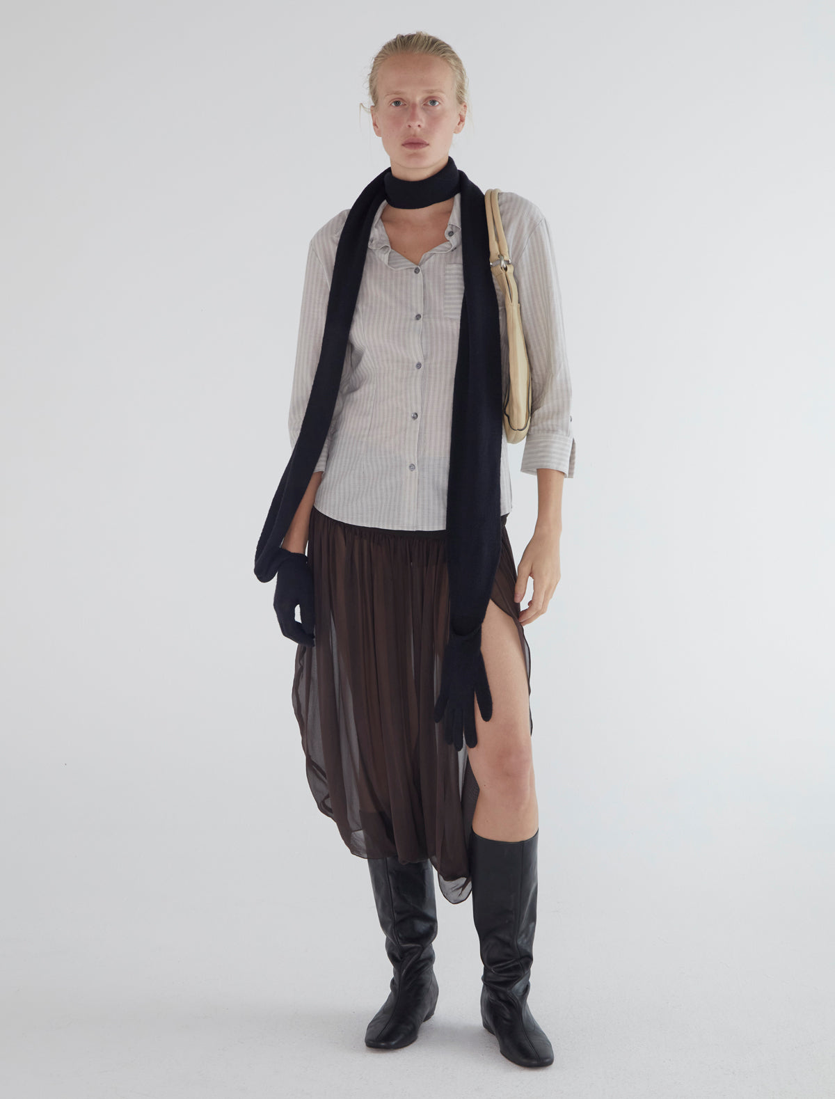 Flauta Scarf in Grey- Paloma Wool