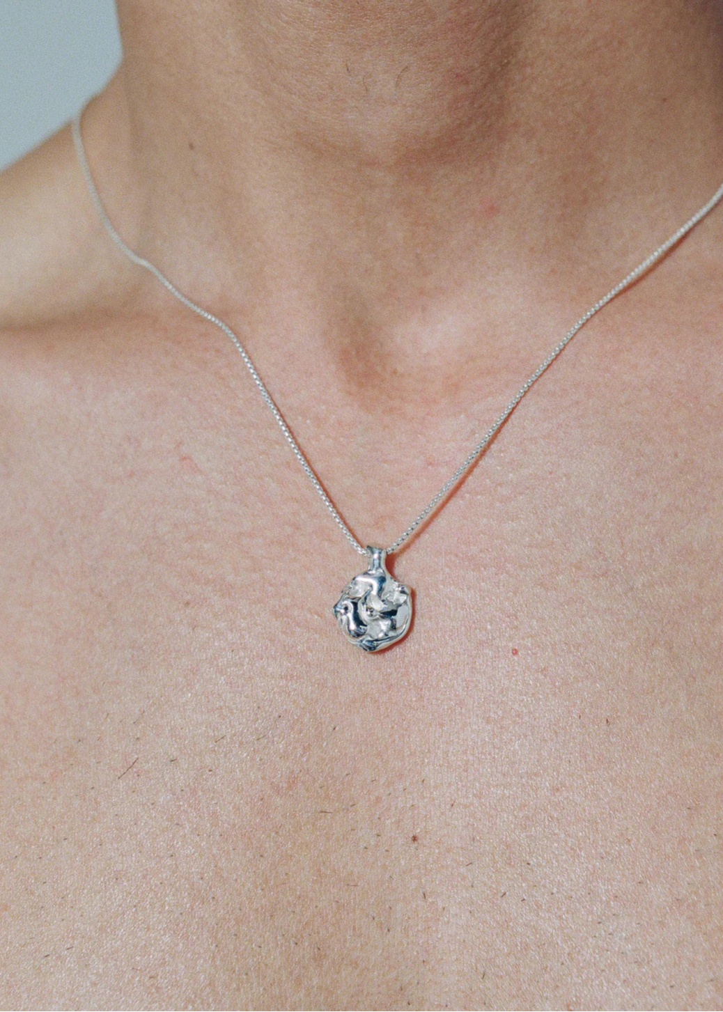 Lava Dime Necklace - Faris