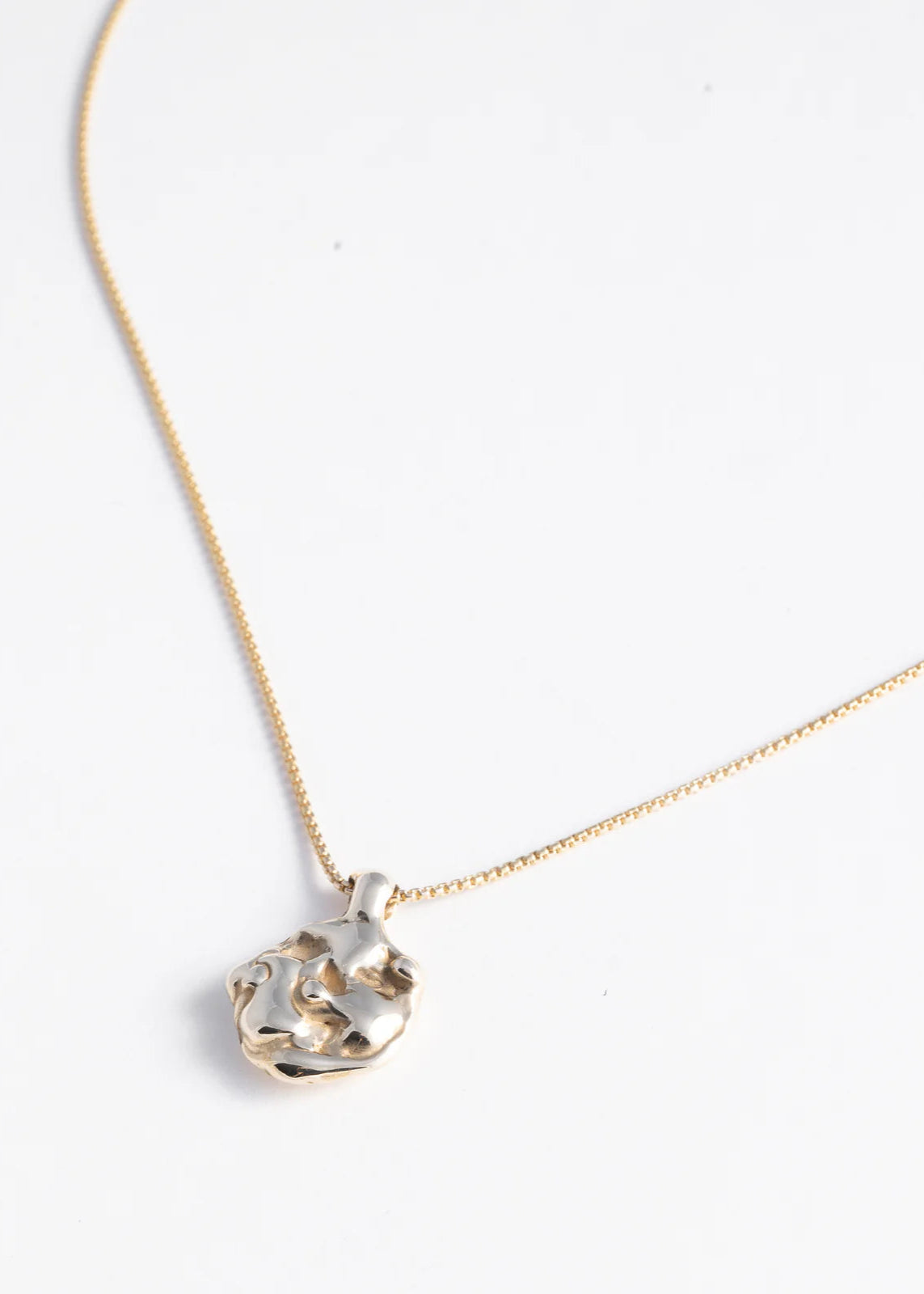 Lava Dime Necklace - Faris