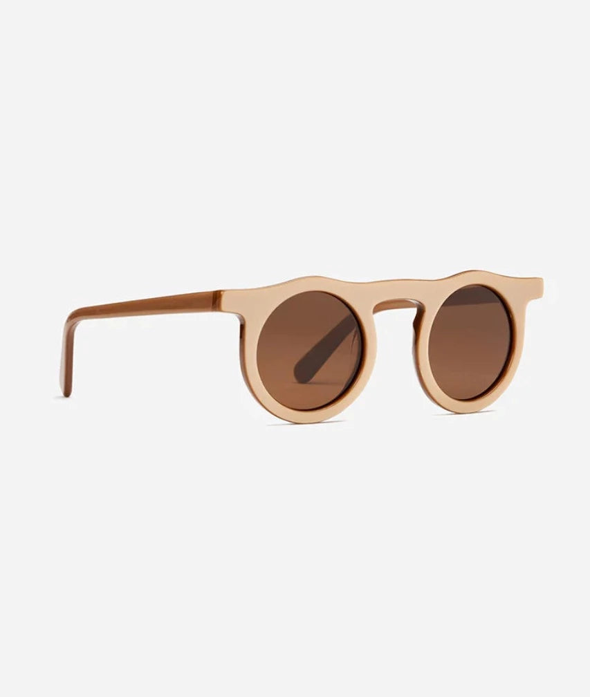 Lind Sunglasses in Gold - Carla Colour