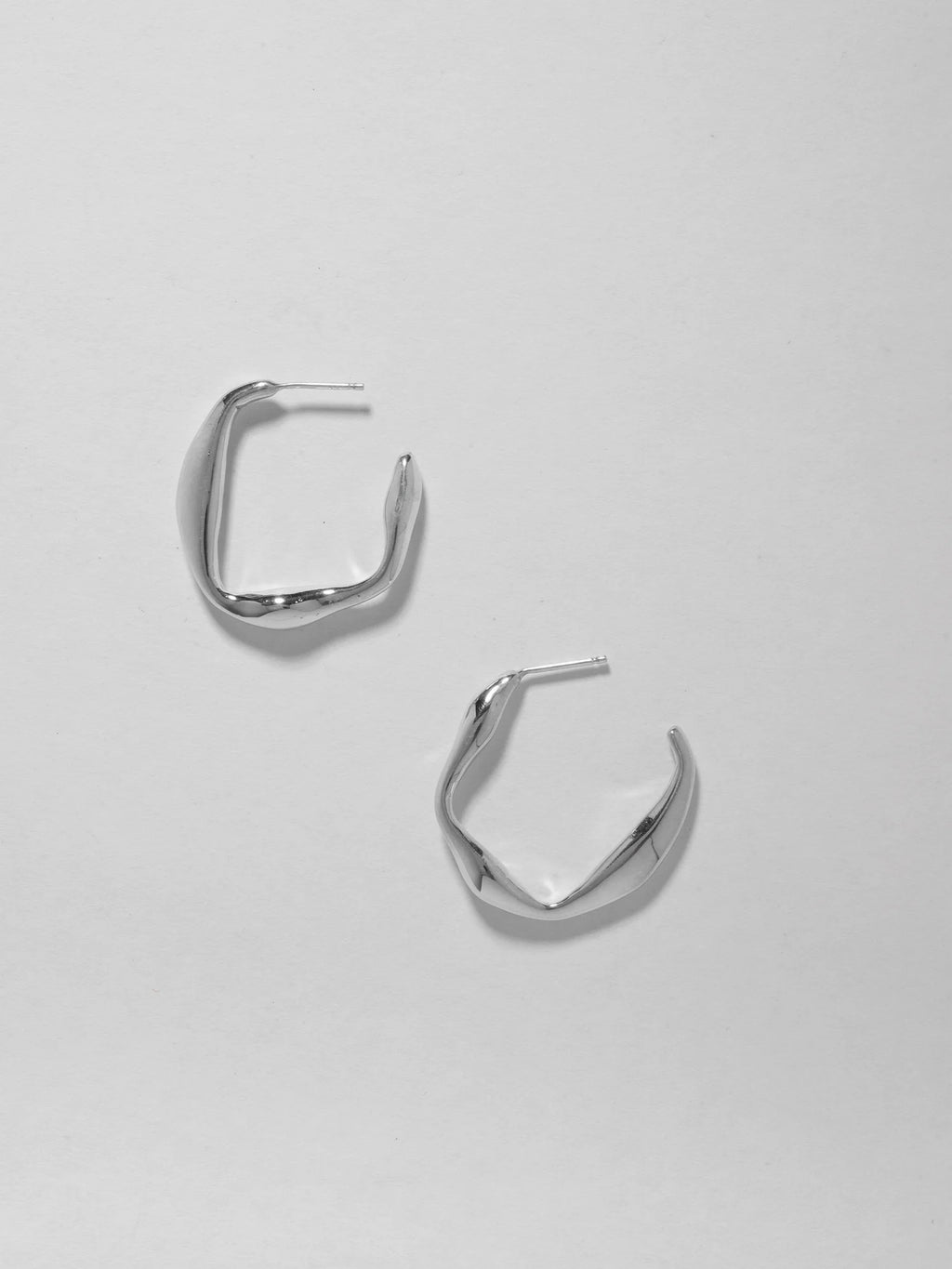 Small Onda Hoop Earrings - Faris