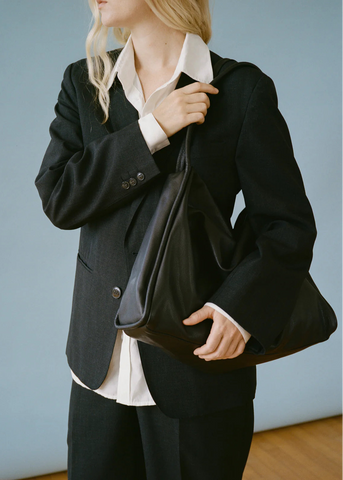 Sol Bag in Black - Are Studio
