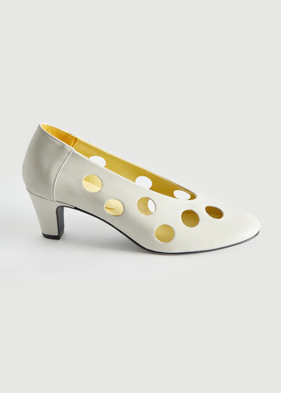 Uma Dot Pump in White - Paloma Wool | Lovecraft – Lovecraft