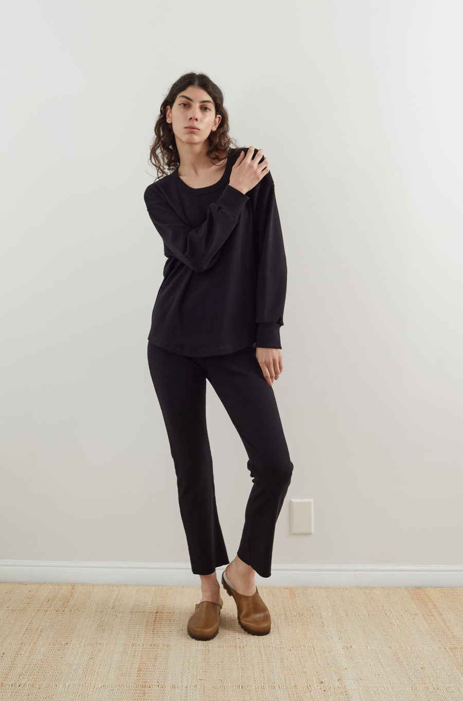 Easy Legging  in Black - Wol Hide