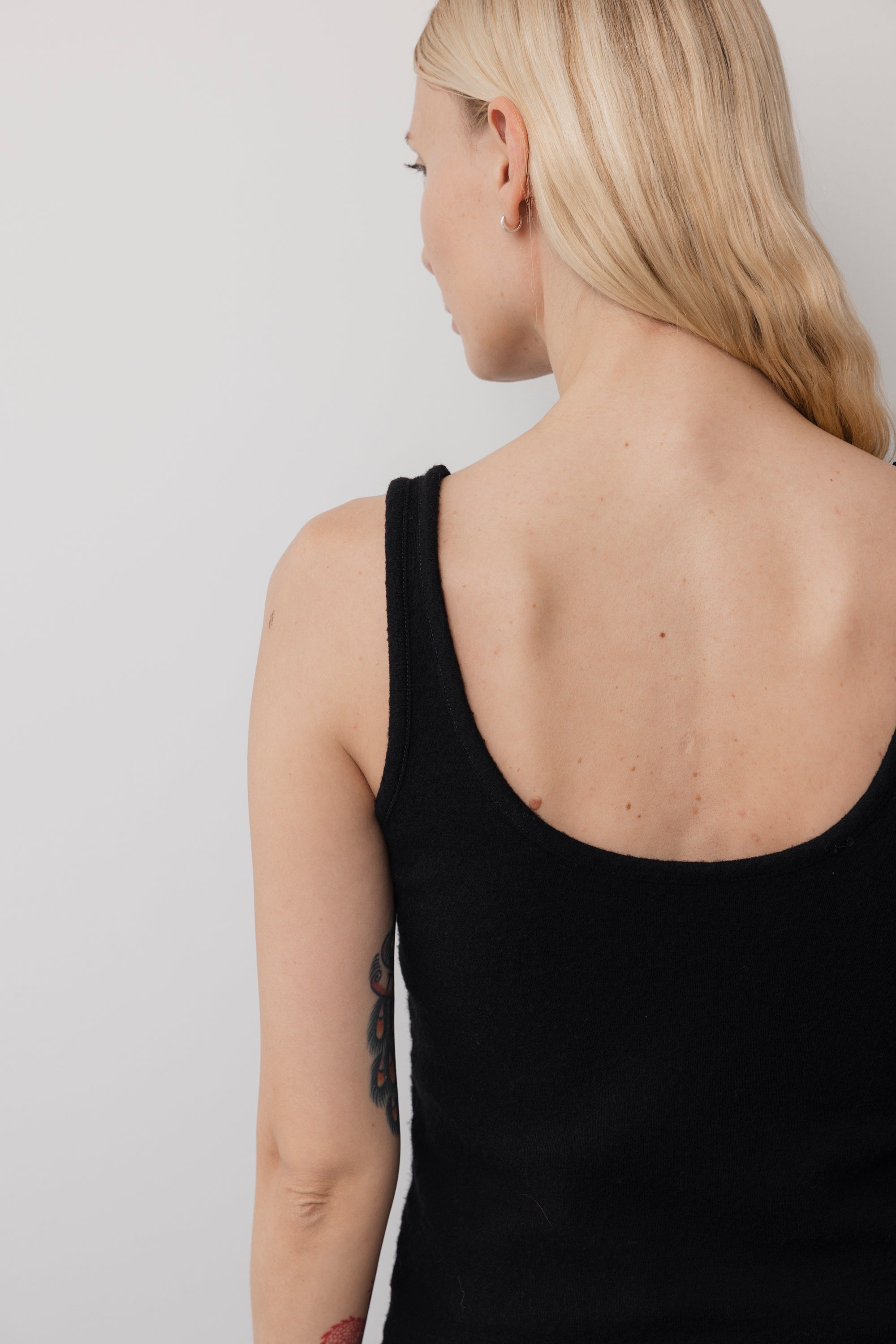 Wool Tank in Onyx - Wol Hide
