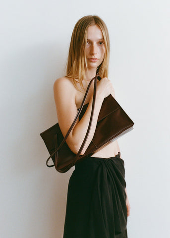Pascal Bag in Ebony - About Arianne