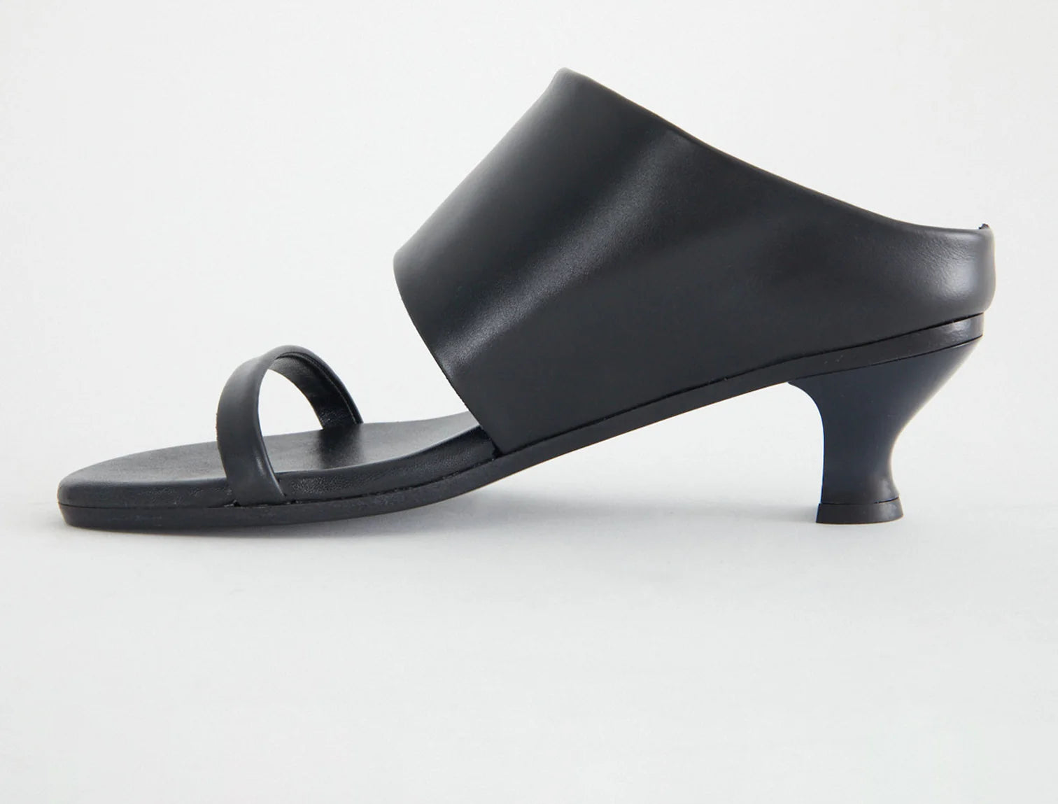 Roberta Sandal in Black - Paloma Wool | Lovecraft – Lovecraft