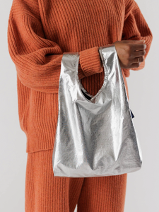 Silver Metallic Baggu