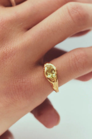 Faro Ring - Simuero | Lovecraft Vintage & Independent Clothing Faro Ring - Simuero | Lovecraft Vintage & Independent Clothing