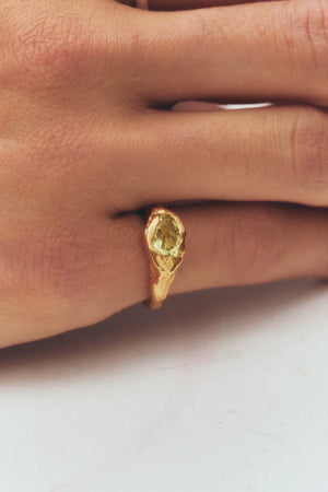 Faro Ring - Simuero | Lovecraft Vintage & Independent Clothing Faro Ring - Simuero | Lovecraft Vintage & Independent Clothing