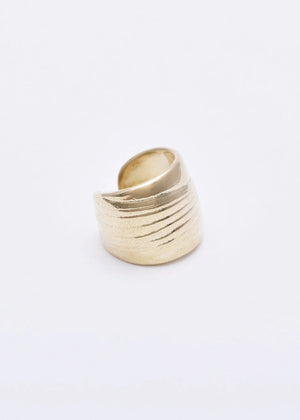 Husk Ear Cuff - Leigh Miller