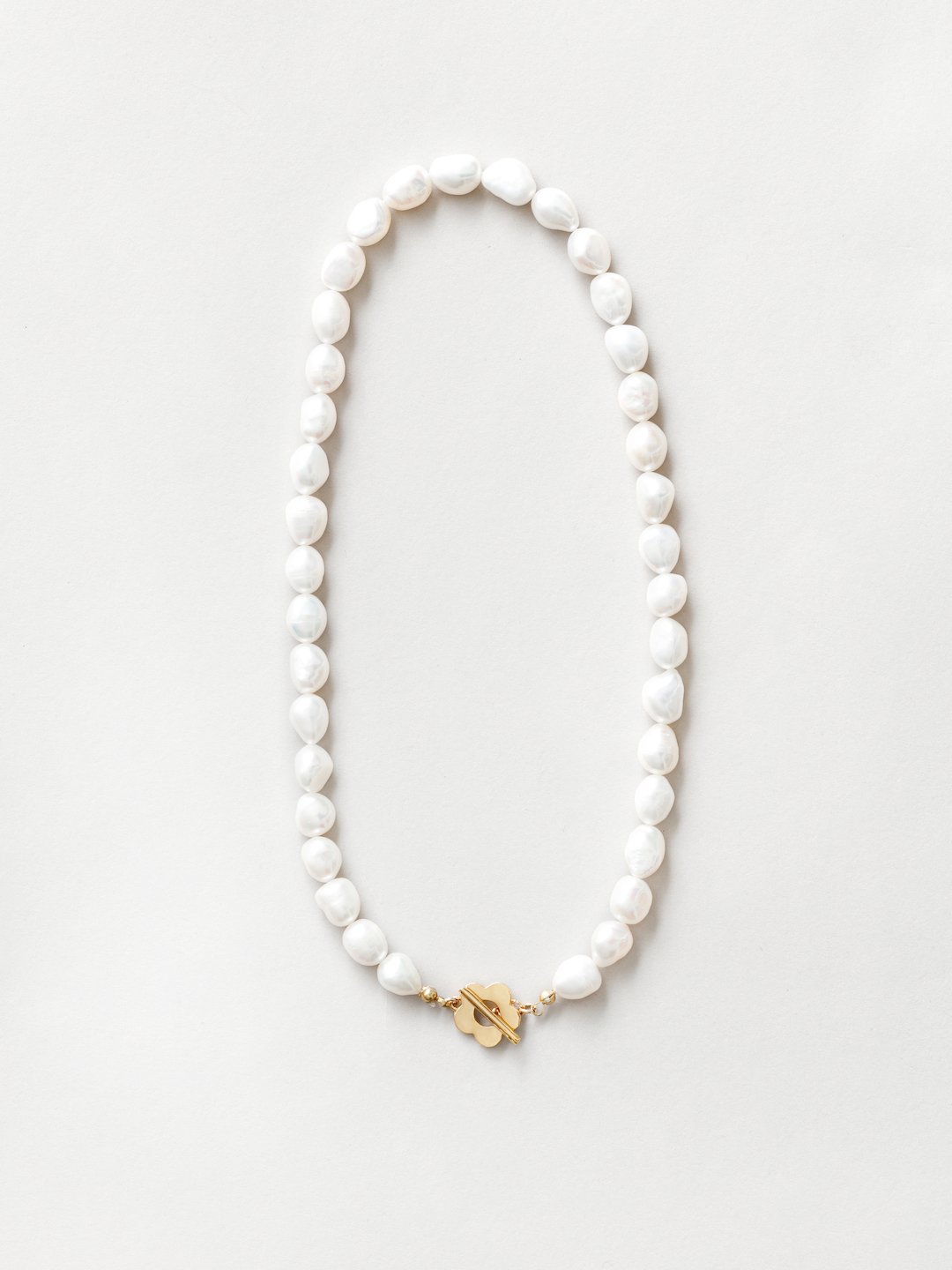 Lola Pearl Necklace