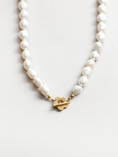 Lola Pearl Necklace | Lovecraft Vintage & Independent Clothing