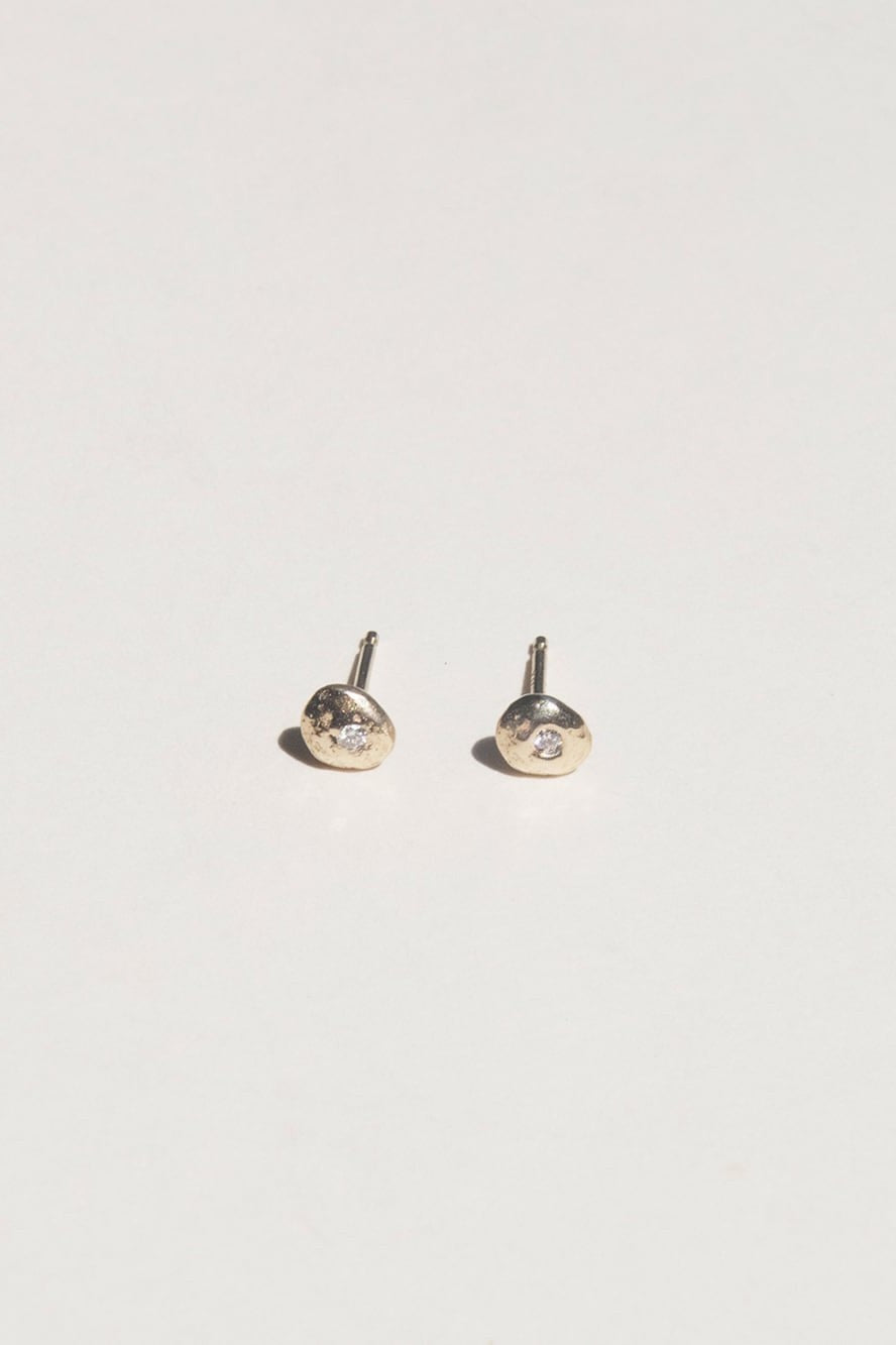 Neve Stud Earrings - Takara